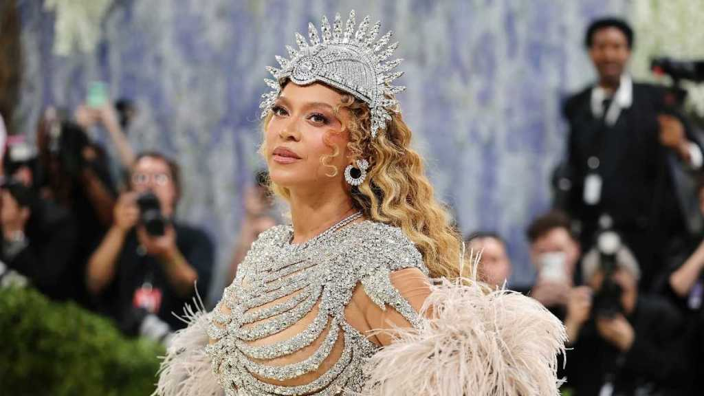 Beyonce Leaves Sheer Roberto Cavalli Shirt Unbuttoned With Micro Miniskirt
