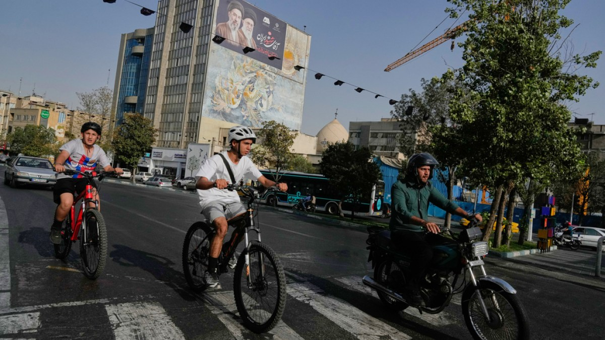 Trump warns of largest strikes on Iran yet as Tehran lashes out across Gulf