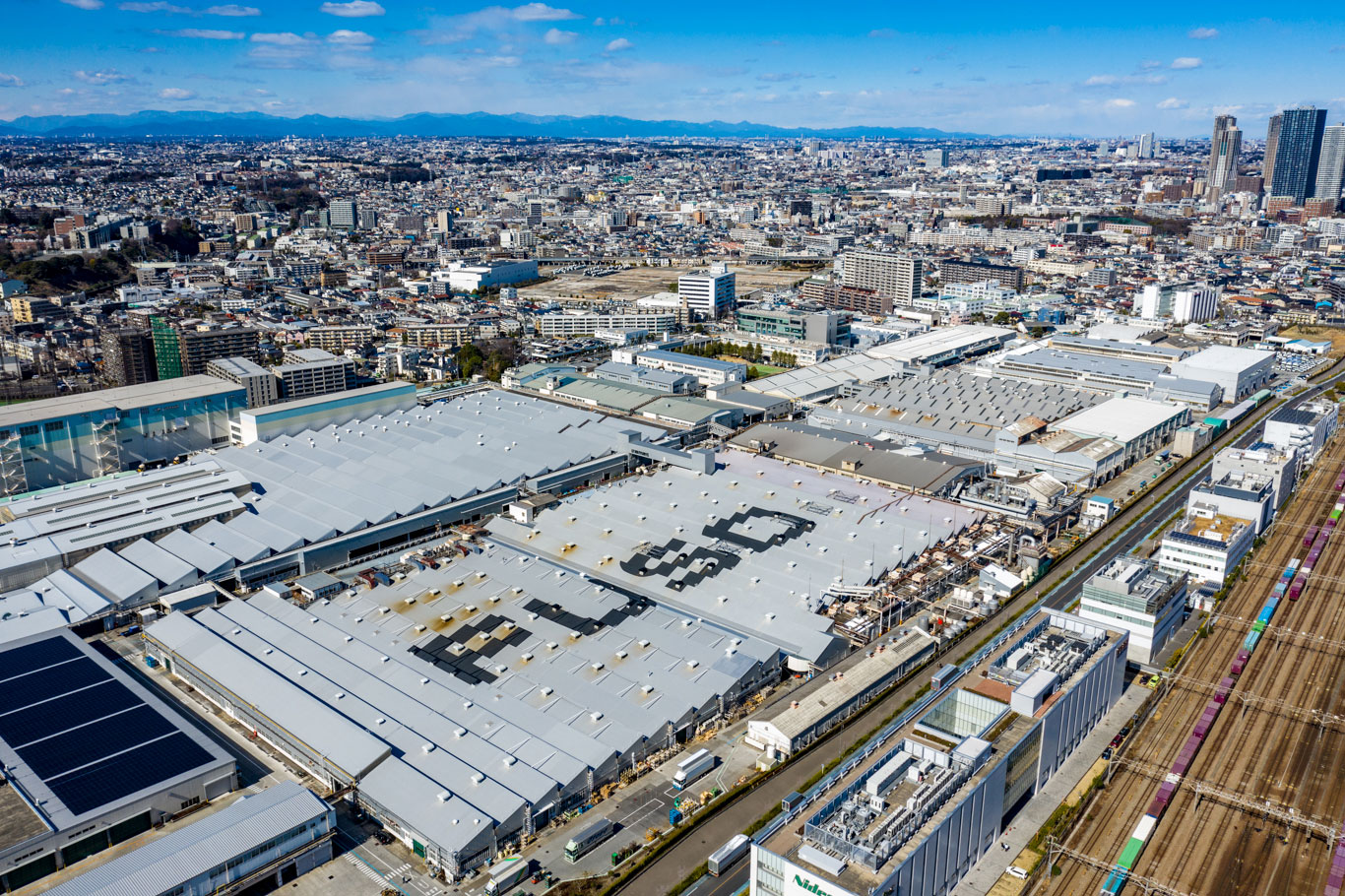 Mitsubishi Fuso achieves Japanese plant carbon neutrality