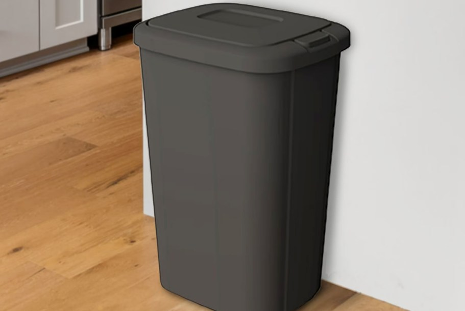 Hefty 13-Gallon Trash Can Only $14.88 on Walmart.com (Reg. $30)