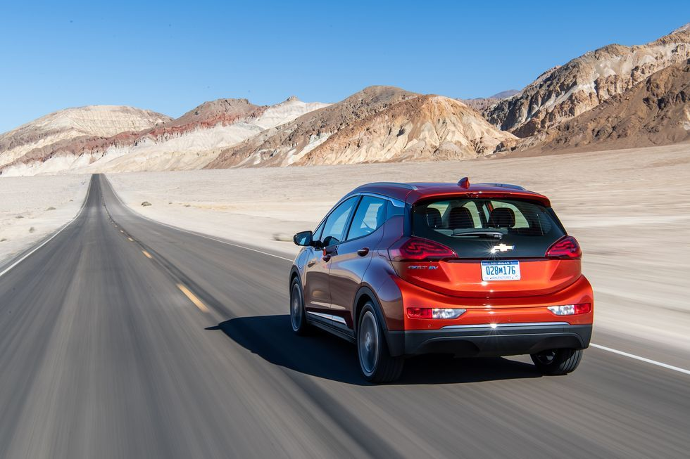 GM Refund on Chevrolet Bolt EVs Comes with a Catch: You Must Waive Right to Sue