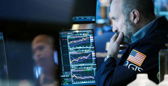 Wall Street Ends Crazy Year With Existential Angst and Big Bonuses