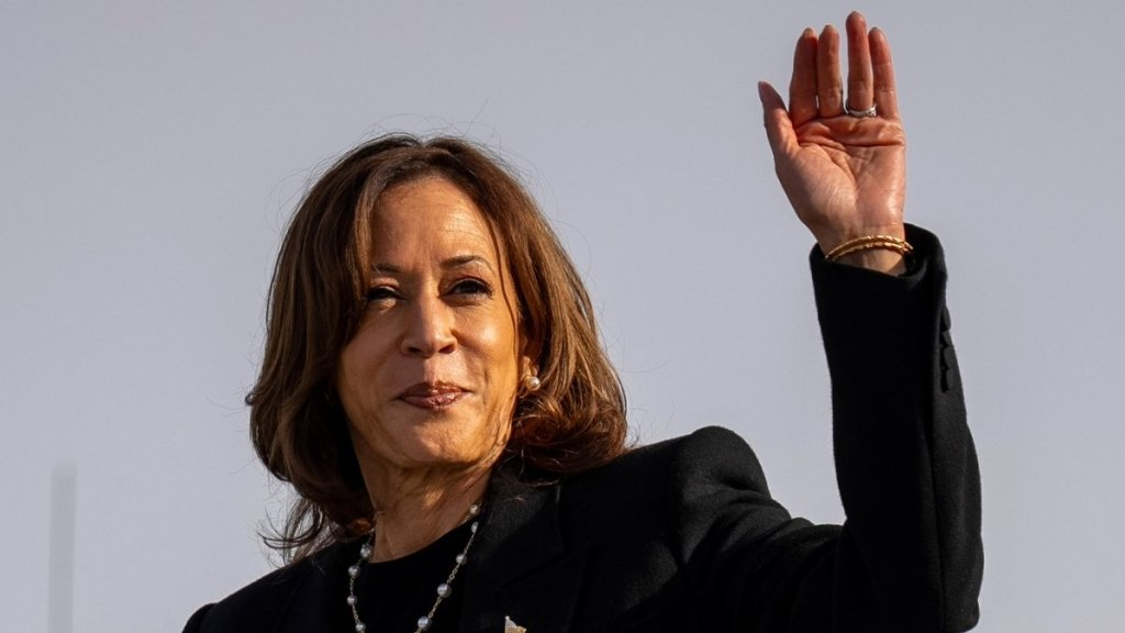 Kamala Harris’ Stepdaughter Boldly Bares It All in a Soaking Wet Lingerie Look