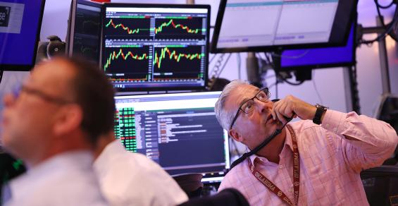 Advisors Tell Clients to ‘Buy the Dip’