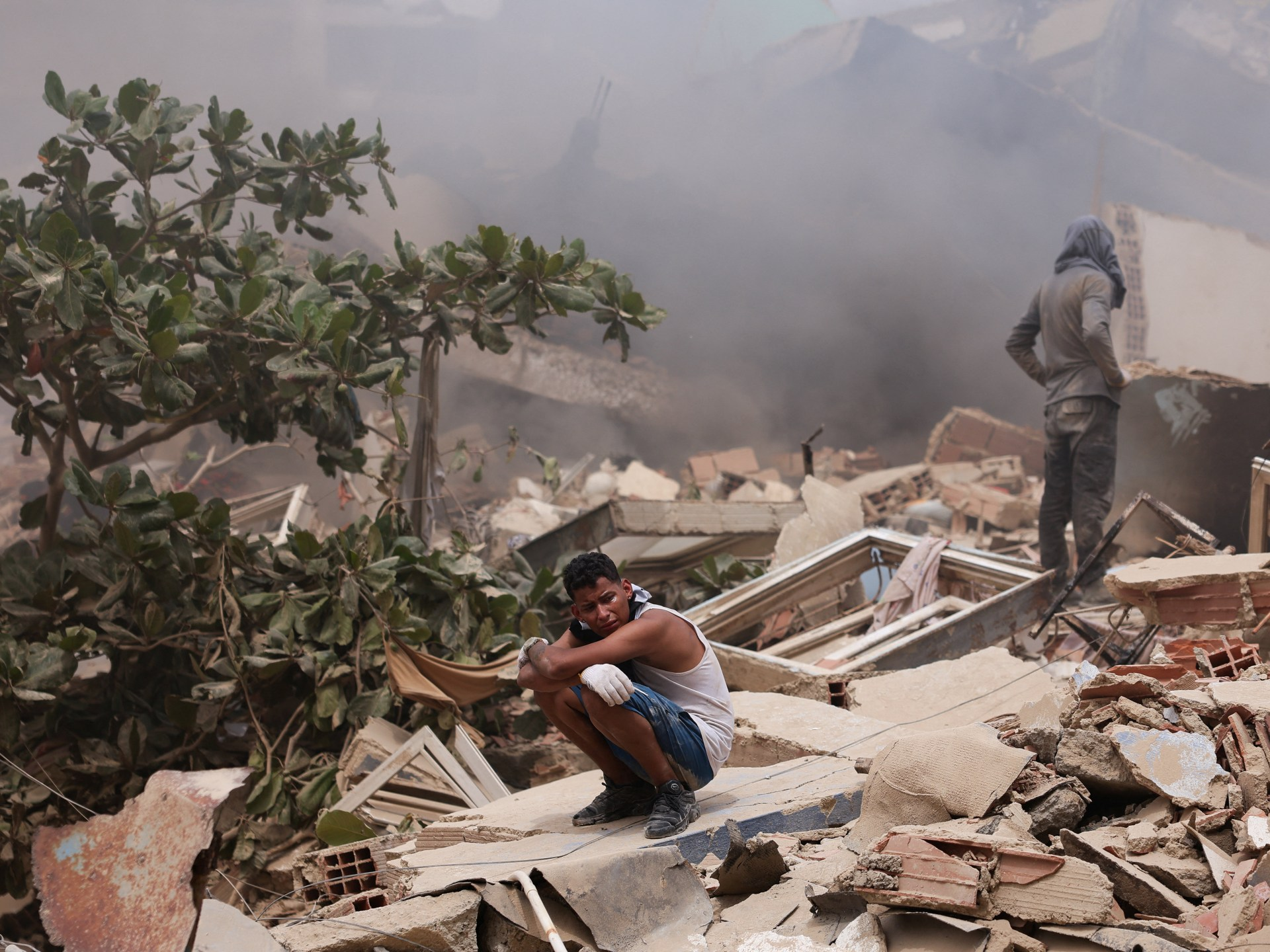 Venezuela struggles to respond to devastating twin earthquakes