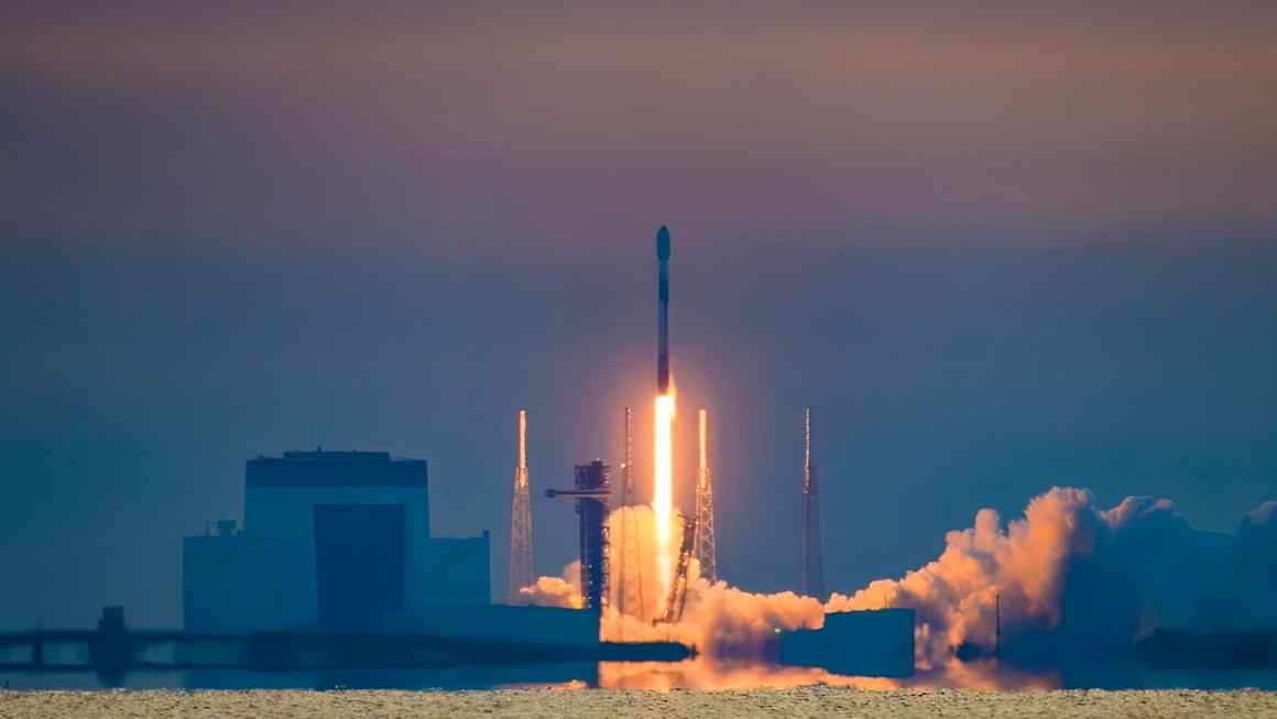 SpaceX bond sale signals markets are in ‘bubble territory’, warns Allianz CIO