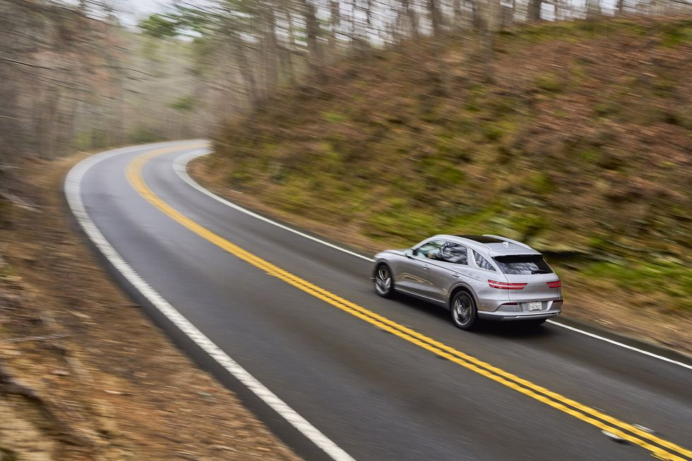 View Photos of the 2023 Genesis Electrified GV70