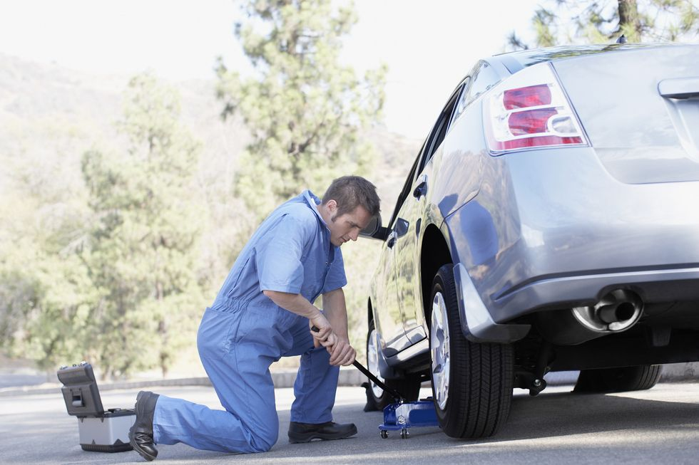 Changing a Tire: Tools to Add to Your Trunk Today