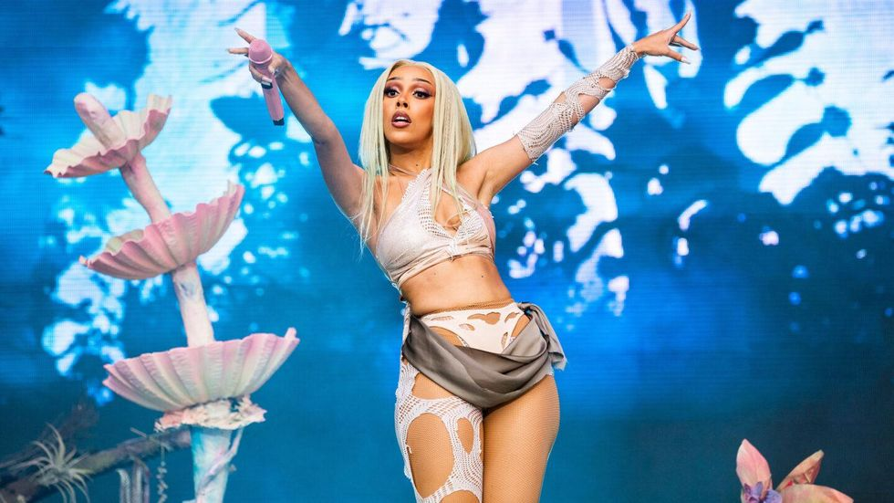 7-Point Checklist To Landing Your First Job In The Music Industry