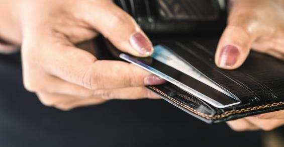 What’s In Your Wallet?  Financial Advisors Reveal Their Credit Card Life Hacks