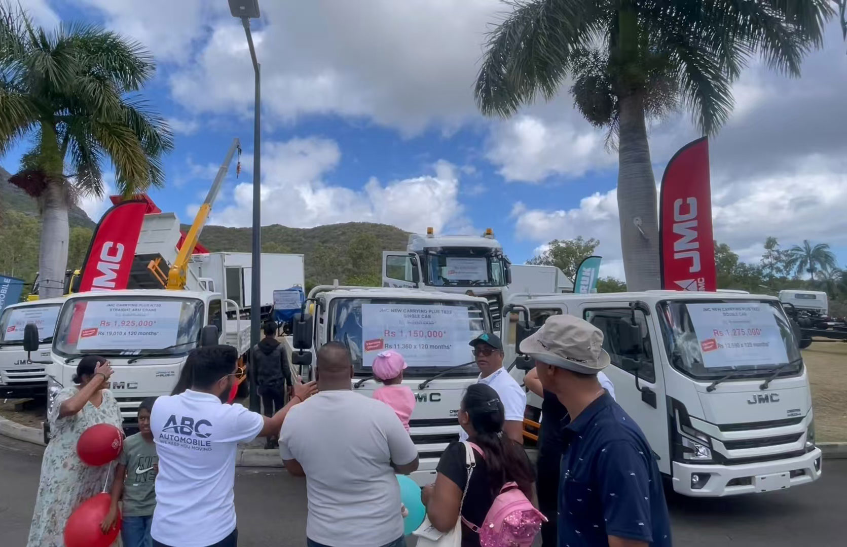 JMCG Mauritius lineup debuts at Salon de l’Automobile