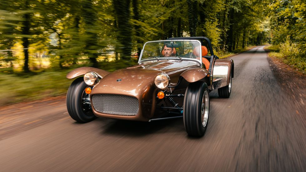 Electric Two-Seat Caterham on the Way: Report