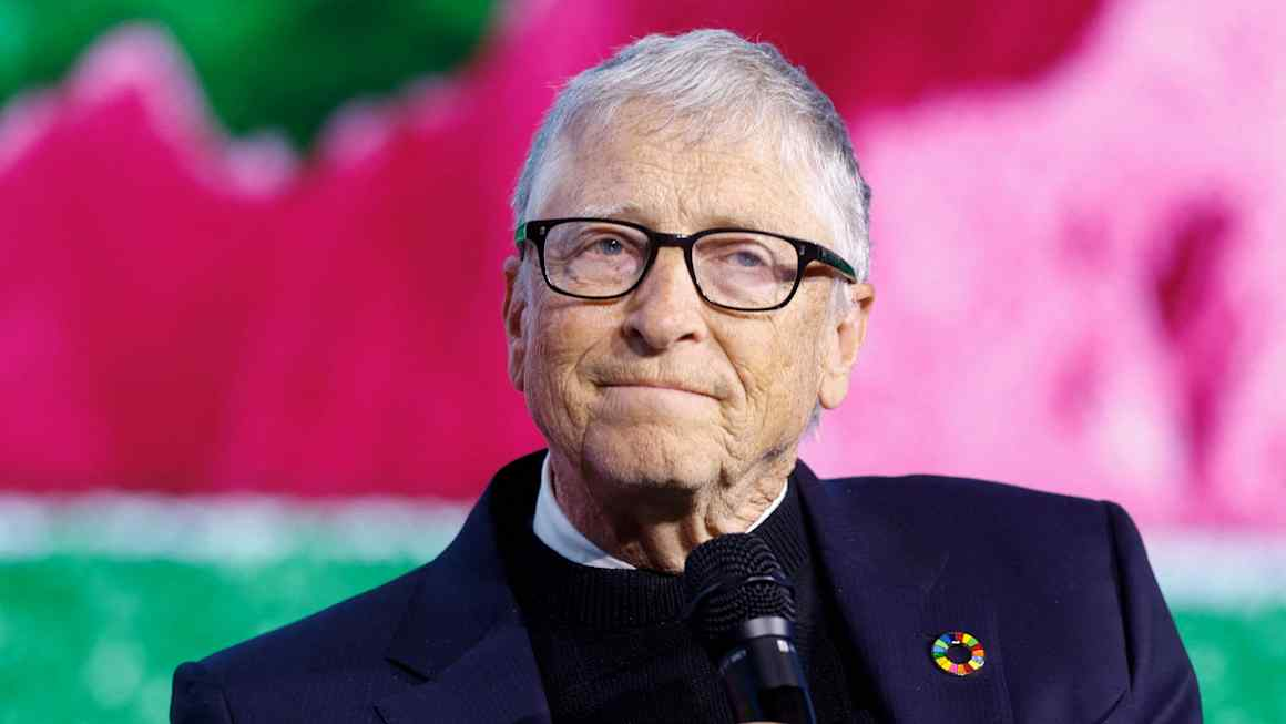 Bill Gates was warned about Epstein links by staff of his foundation 