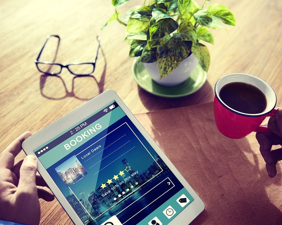 9 SaaS Hospitality Apps To Streamline Business Operations