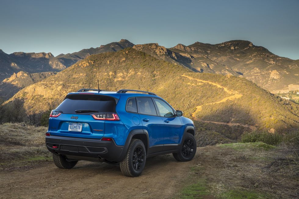 2023 Jeep Cherokee Lineup Reduced as It Prepares to End Production