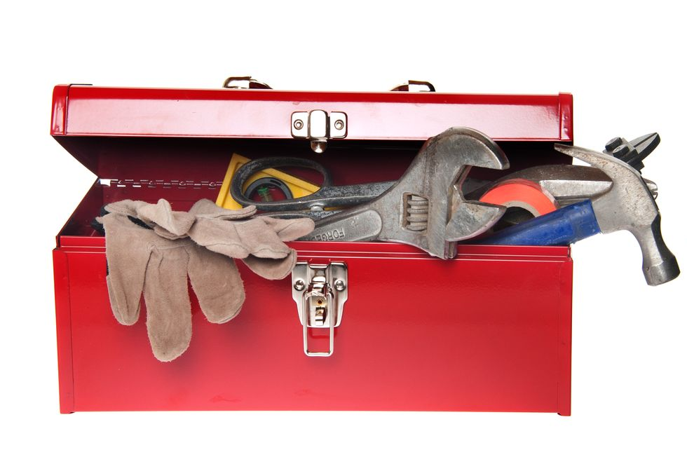 How to Choose a Tool Box Mounting Kit for Your Truck