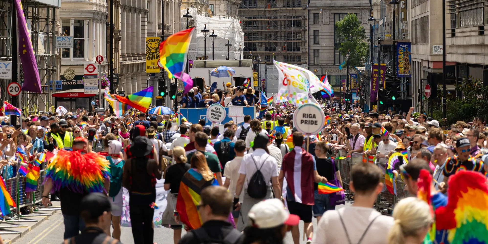 Police investigating reports of antisemitic abuse at London Pride