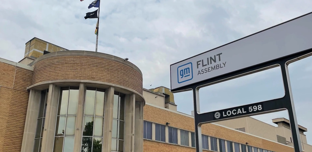 GM Delays Flint Truck Plant Shifts So Workers Can Watch The Detroit Lions Play