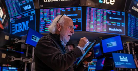 Advisor Sentiment Index: Confidence In the Economy Rises
