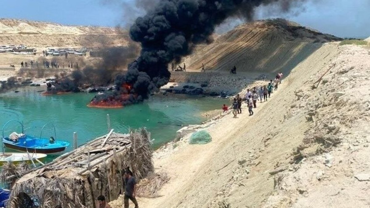 US expands Iran strikes Iran hitting  fishing piers near nuclear plant
