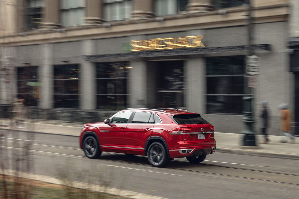 Tested: 2022 Volkswagen Atlas Cross Sport 2.0T R-Line Is Not So Sporty