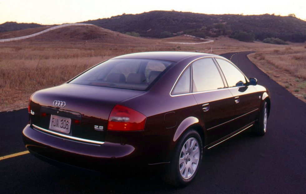 View Photos of the 1998 Audi A6 2.8 Quattro