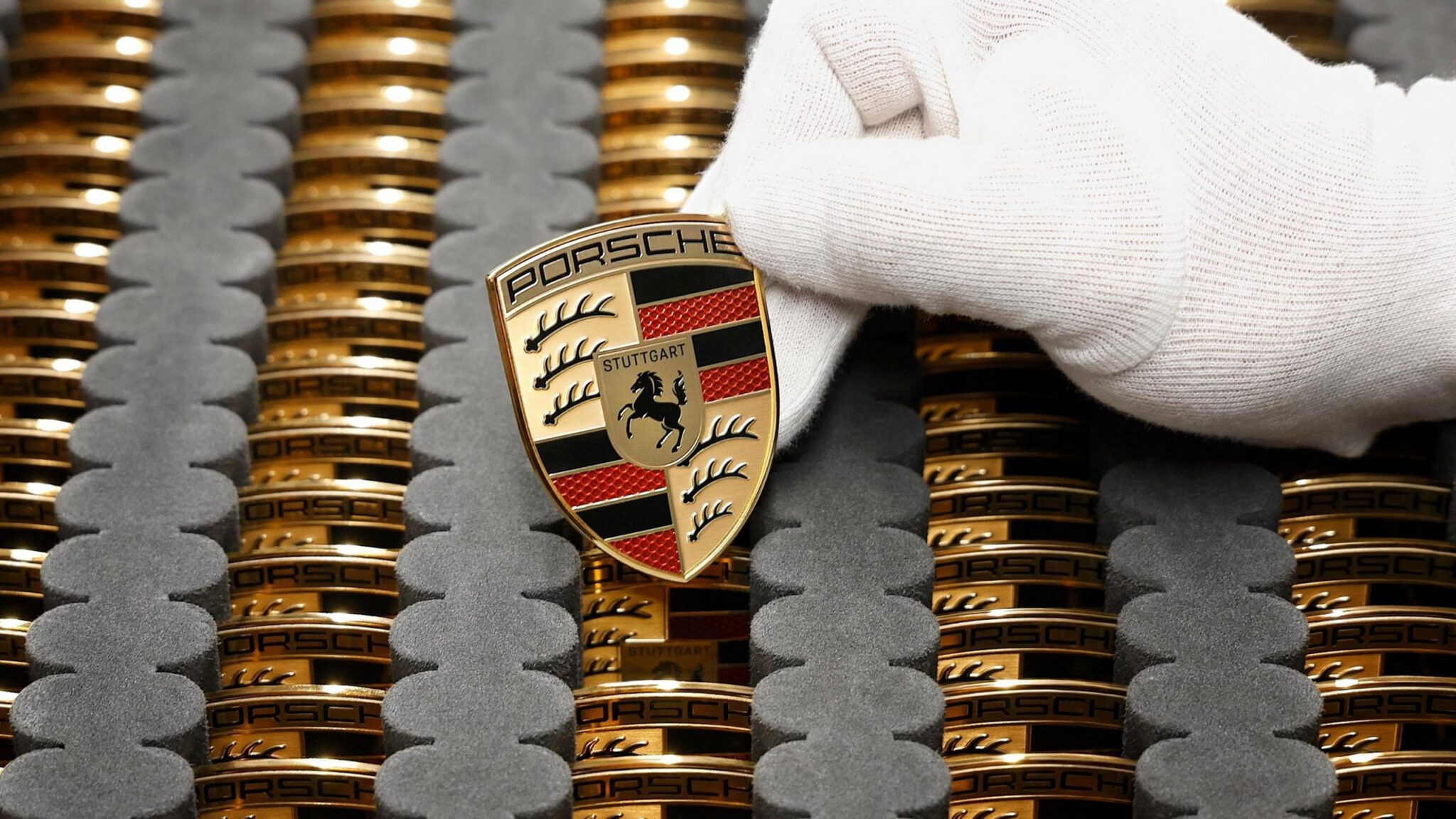 Porsche trades extra 5,000 job cuts for 2035 site guarantees