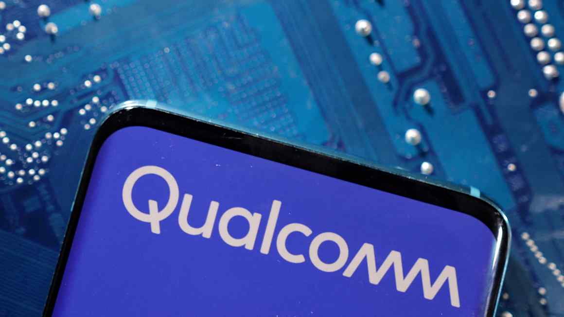 Qualcomm posts shrinking sales and profits as rising costs hit smartphone market
