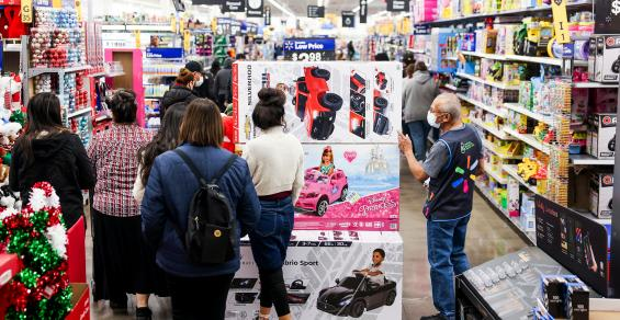 Shoppers’ Store Visits Rose 48% From 2020: Black Friday Update