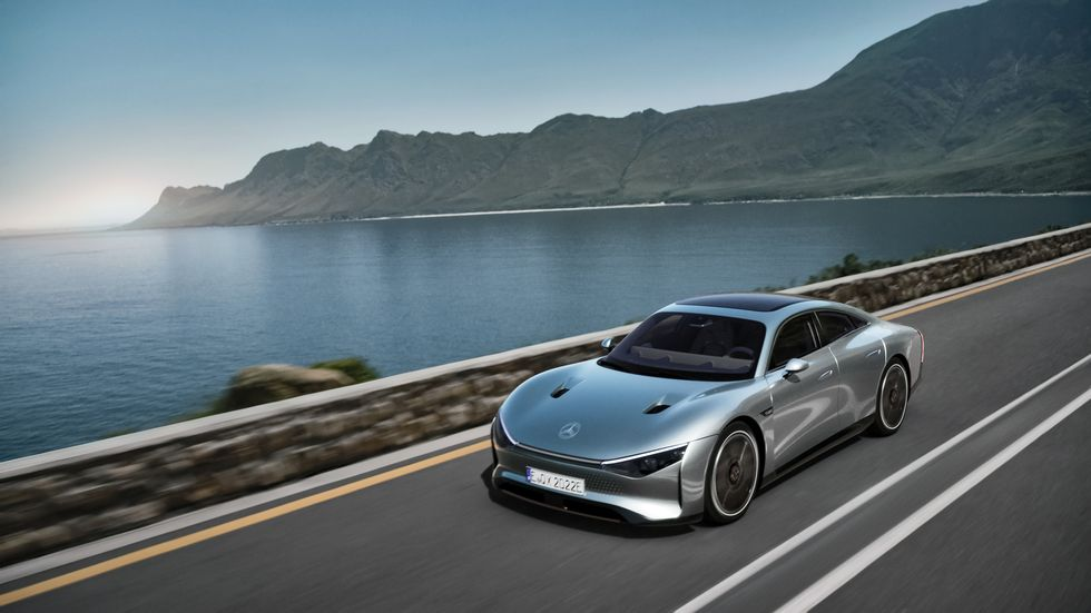 Mercedes-Benz Vision EQXX Concept Is a Sleek Sedan with 620-Mile Range