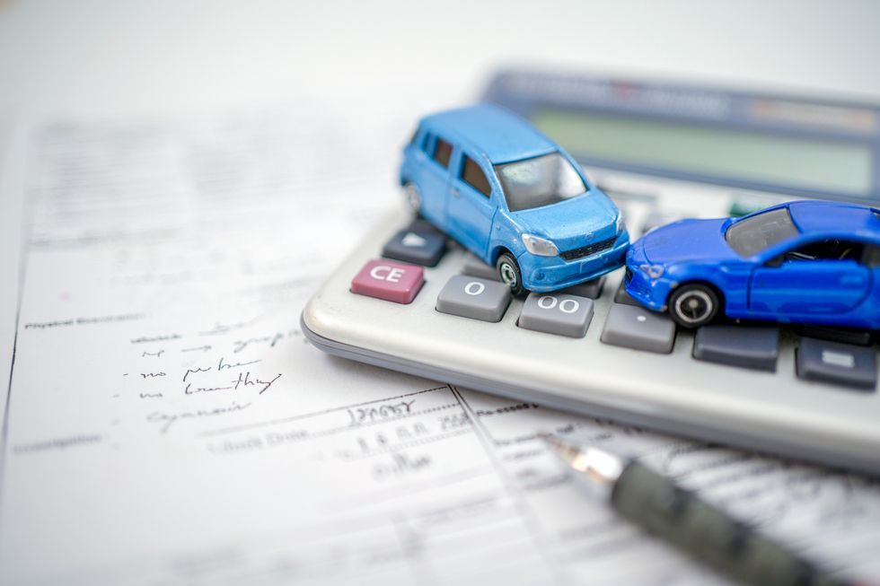Paying Off a Car Loan Early: Pros and Cons