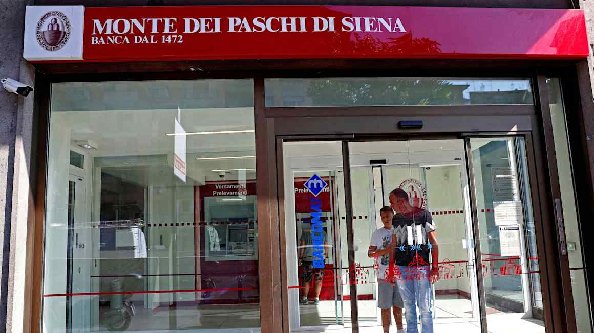 Monte dei Paschi explores Banco BPM takeover after ‘merger of equals’ talks collapse