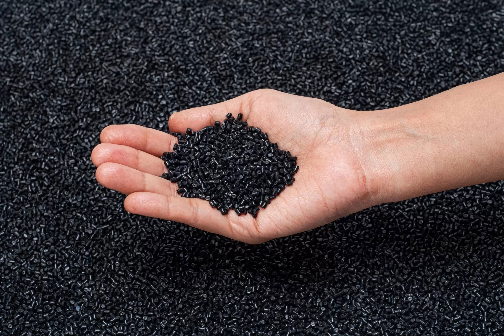 Envalior SECARA join on circular PA6 for ELV compliance