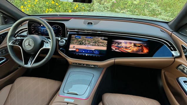 The Mercedes-Benz E-Class' Stellar Sound System Convinced Me To Upgrade My Home Audio
