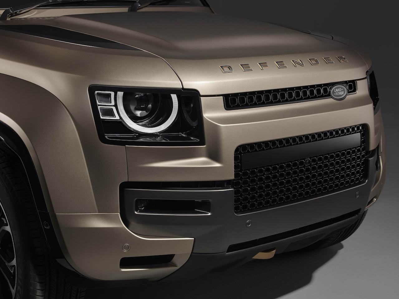 JLR delays electric Defender as US focus tightens