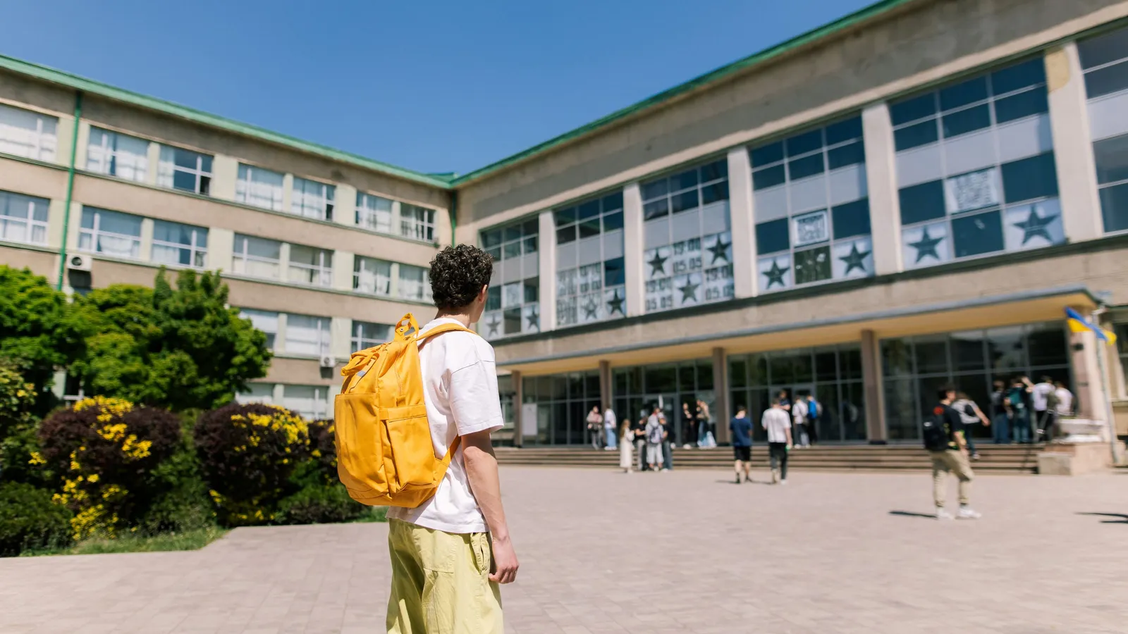 Faith in higher ed slips: 38% of adults report high confidence
