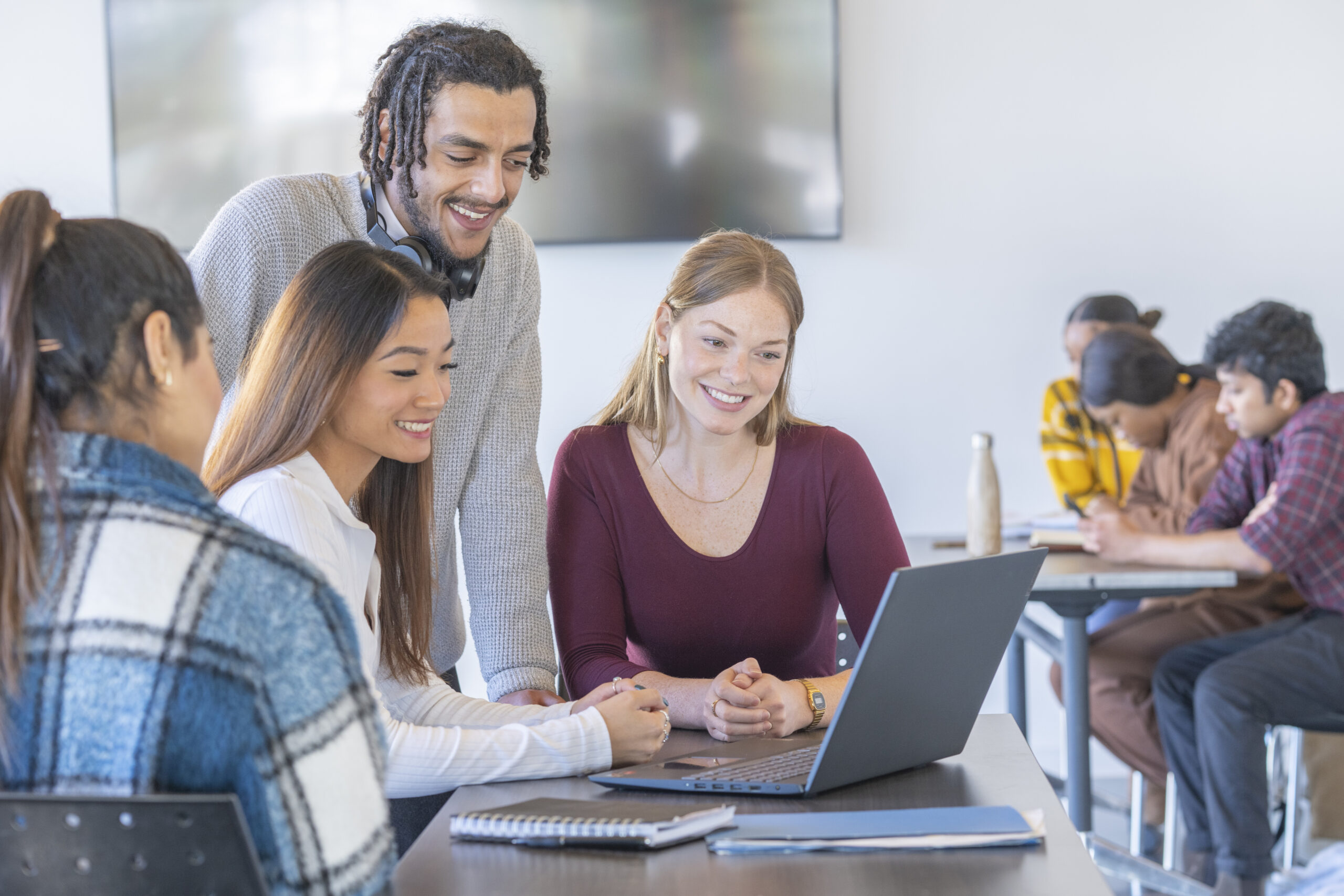Peer-Generated Application Retrieval: A Simple Activity to Increase Student Interest and Engagement