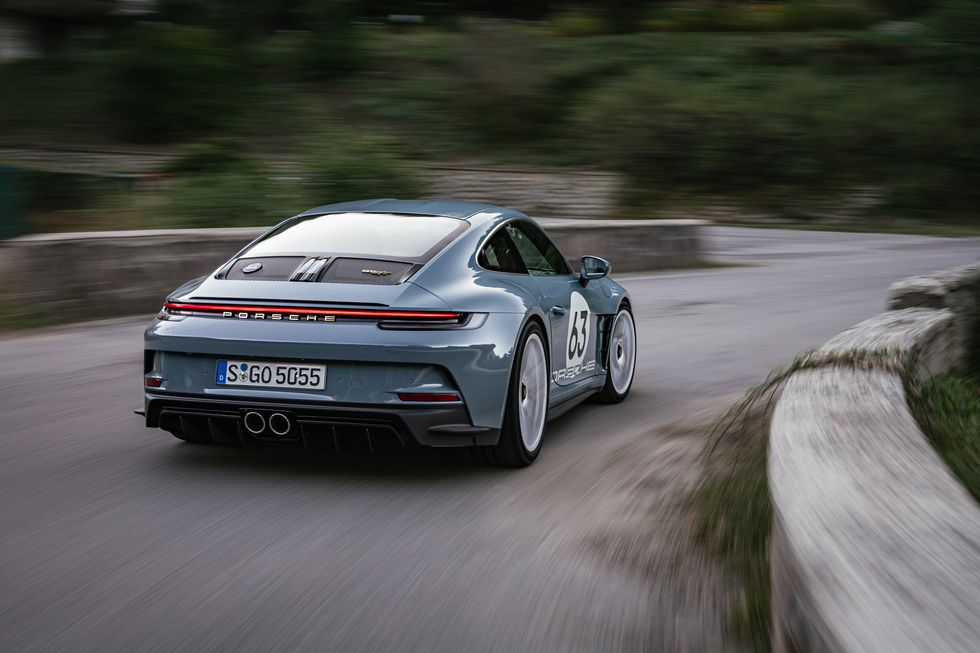 View Photos of the 2024 Porsche 911 S/T