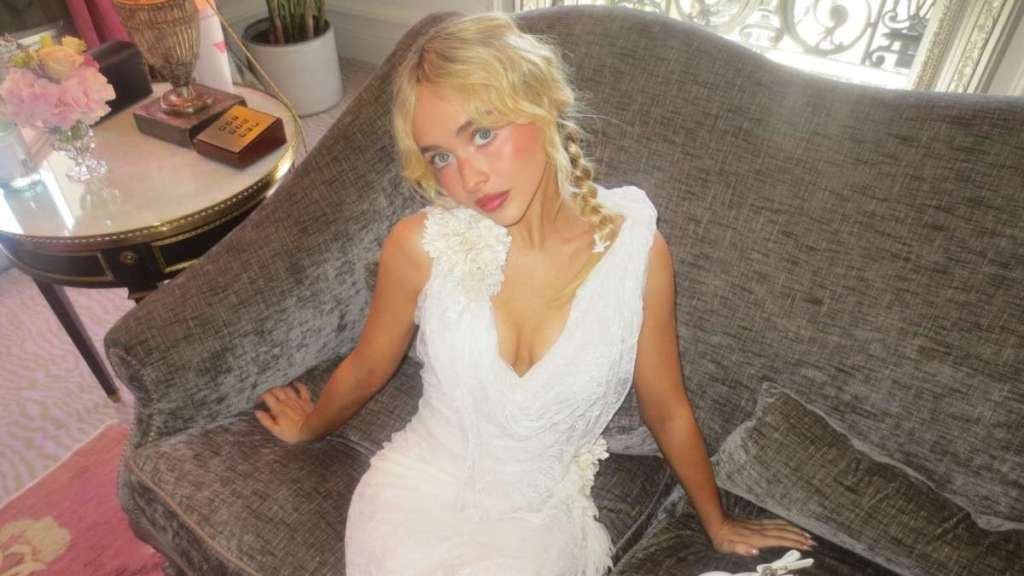 Sabrina Carpenter’s Plunging Dress Goes Lacy & See-Through at Dior Show