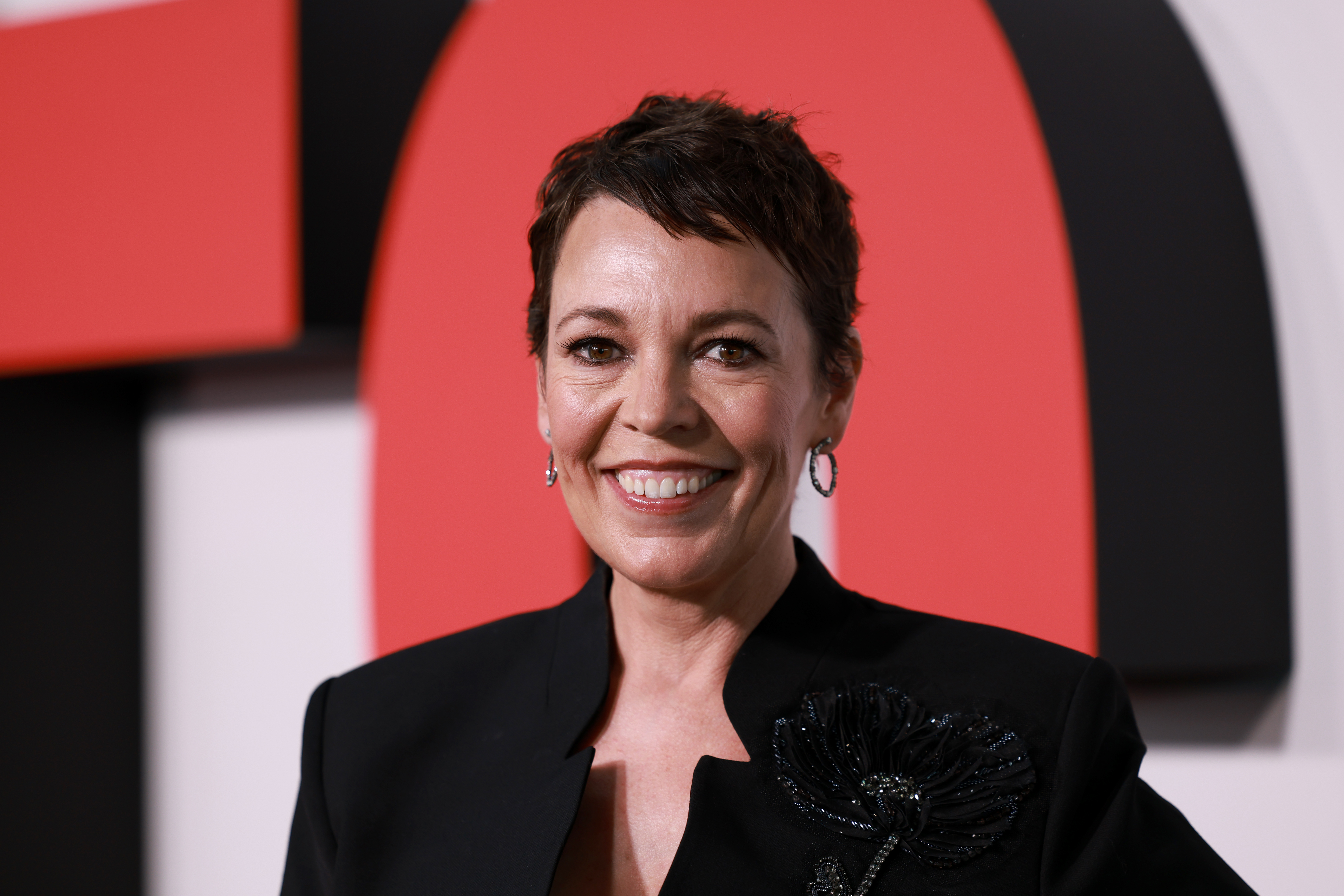 All the Only Murders in the Building season 6 cameos as Olivia Colman joins