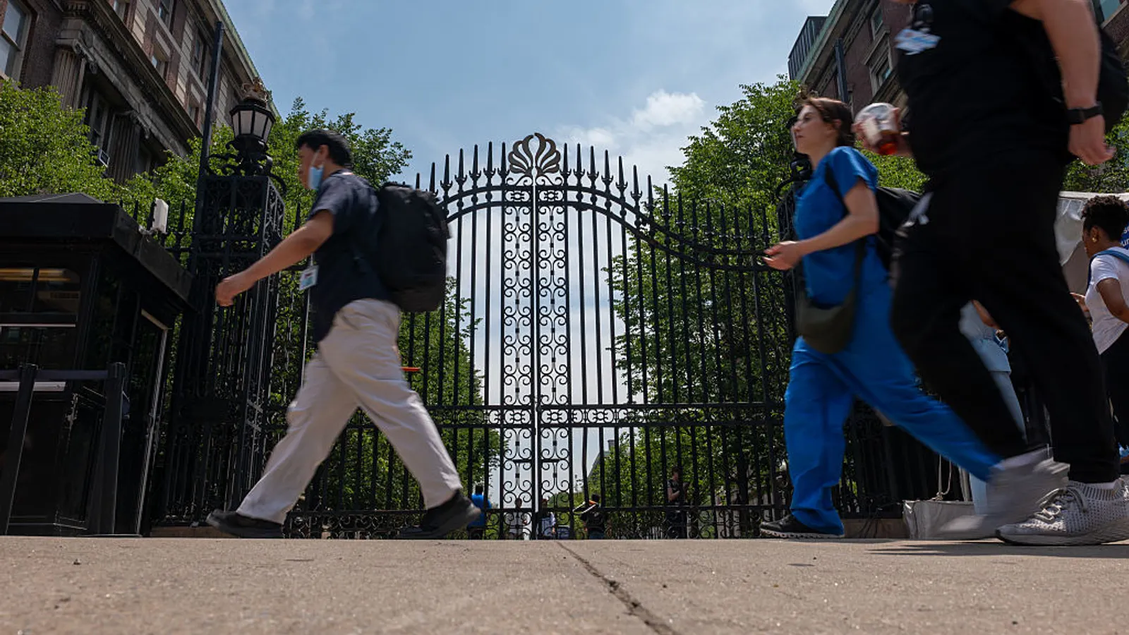 Michigan State faculty vote no confidence in board after leadership turmoil