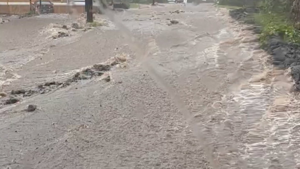 Hurricane Lala weakens to a tropical storm, but flooding persists in Hawaii