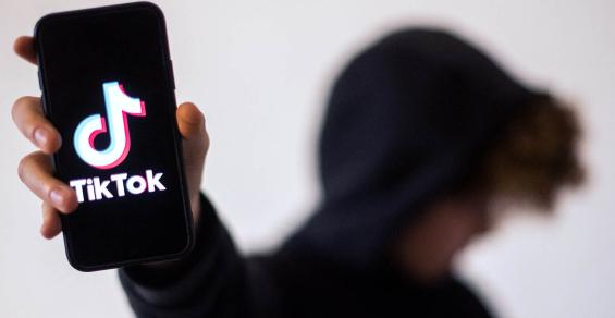 What My 22-Year-Old Niece Taught Me About the Future of Wealth Management