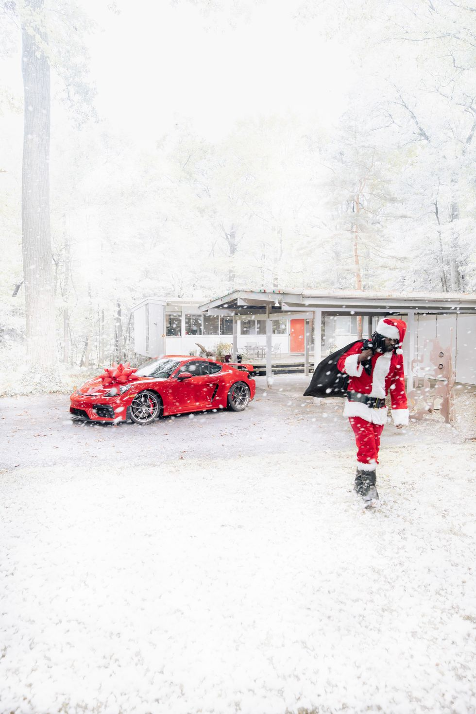 'Tis the Season for Car Bows