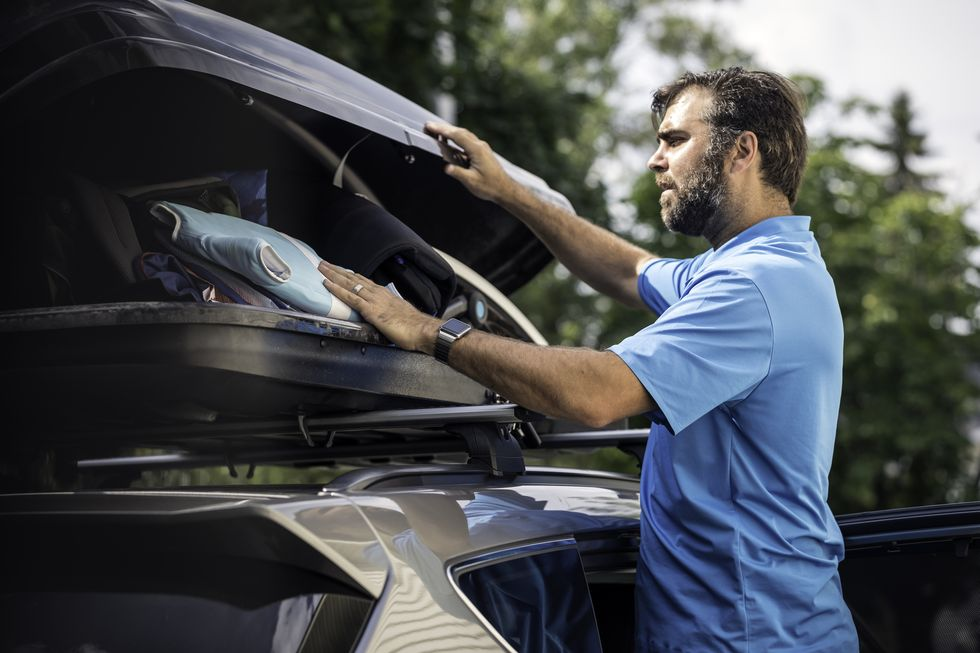 Maximize Storage with Roof Rack Accessories