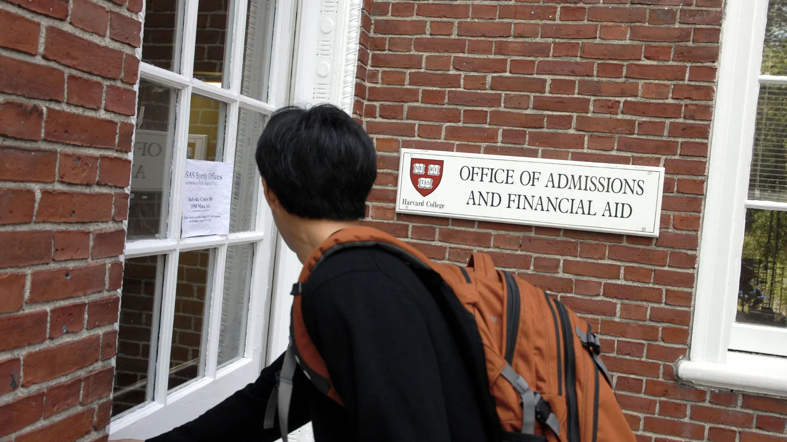 ‘Utter paralysis’: Legacy admissions ban faces tough road in Congress