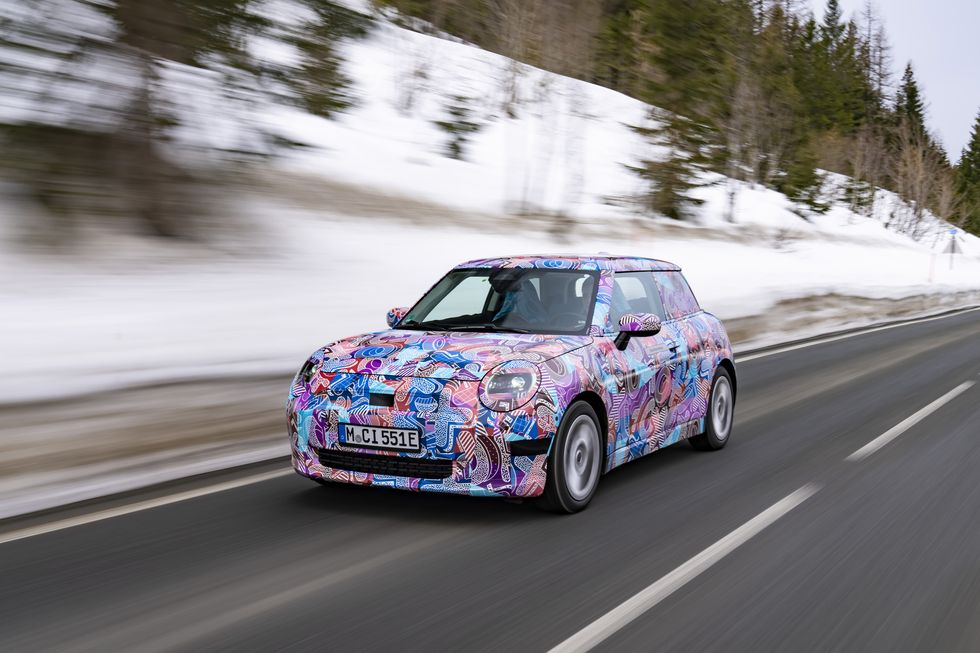 2025 Mini Cooper EV Is Reinvented and Reenergized